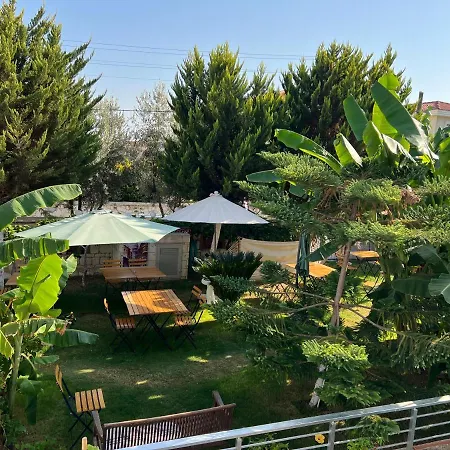 Luna Bed & Breakfast 4*