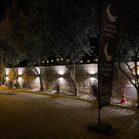 Luna Bed & Breakfast 4*