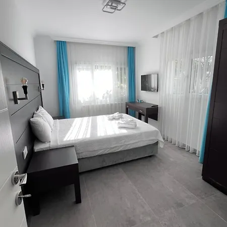 Luna Bed & Breakfast Alacati