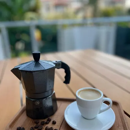 לינה וארוחת בוקר Luna אלאקאטי