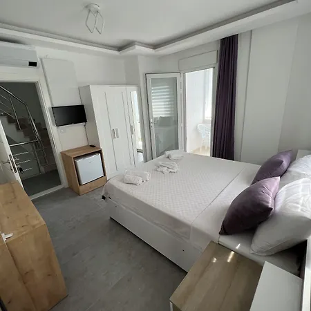 Luna Bed and Breakfast Αλακάτι