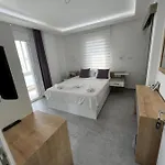Luna 4*